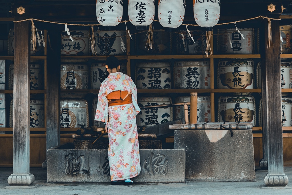 woman-japan-kyoto